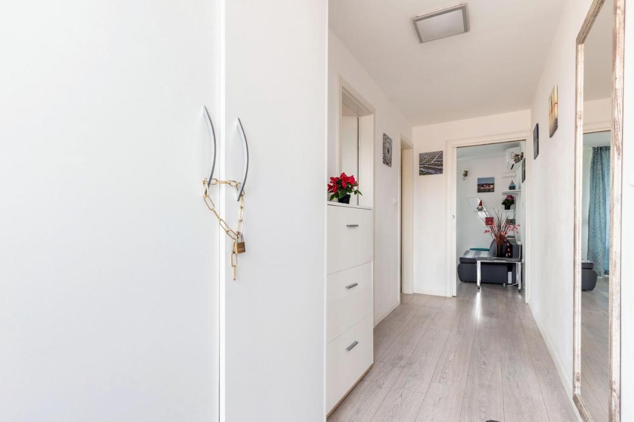 Frana Blue Apartment Split Bagian luar foto